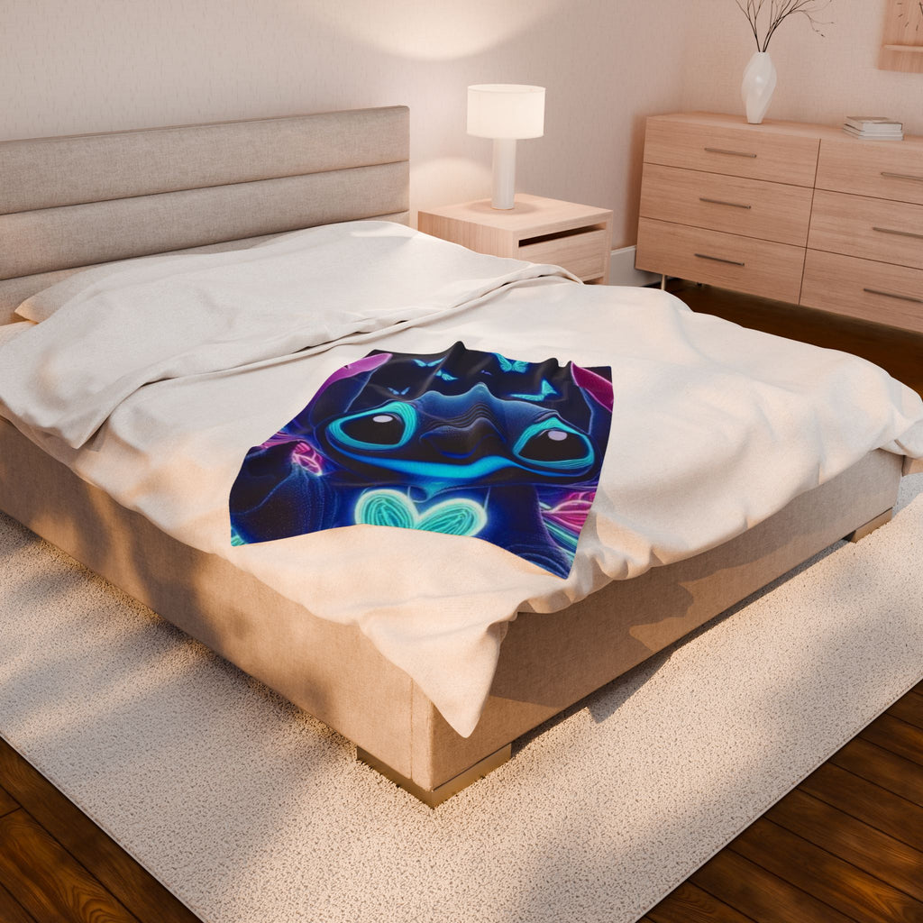 Glow-in-the-Dark Plush Blanket with Heart Design, Cozy Throw, Gift for Kids, Bedroom Decor, Fun Sleepover Blanket